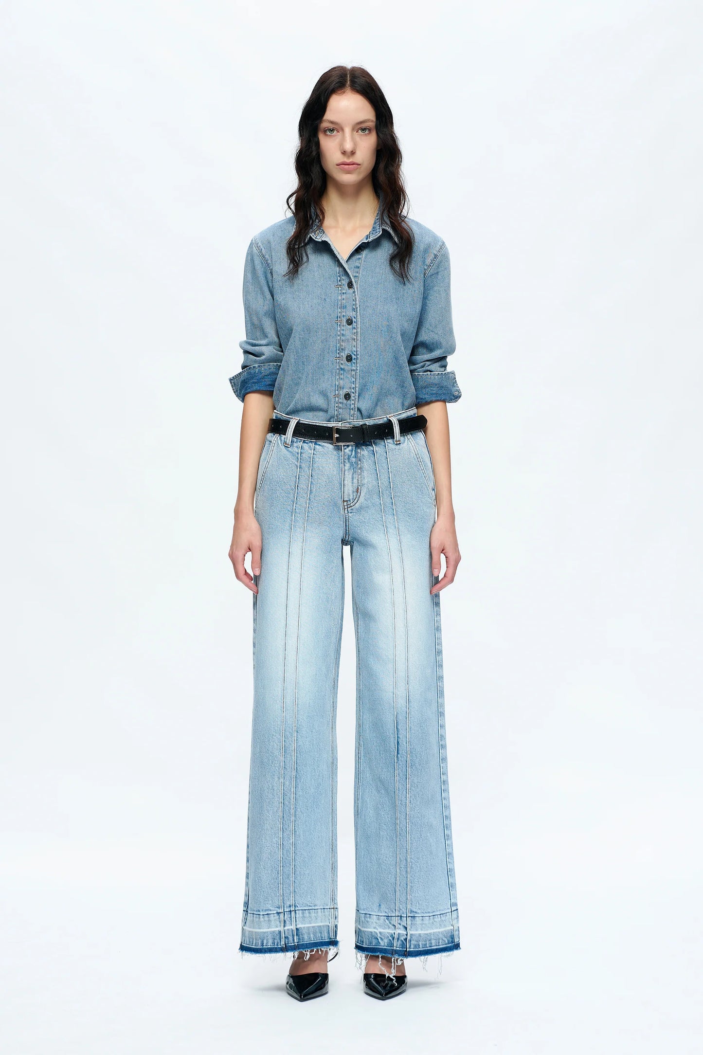 Mid Rise Wide Leg Jeans