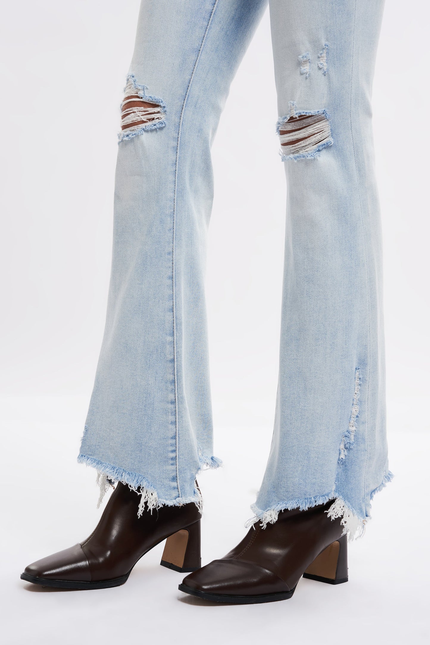 Mid-rise flared jeans